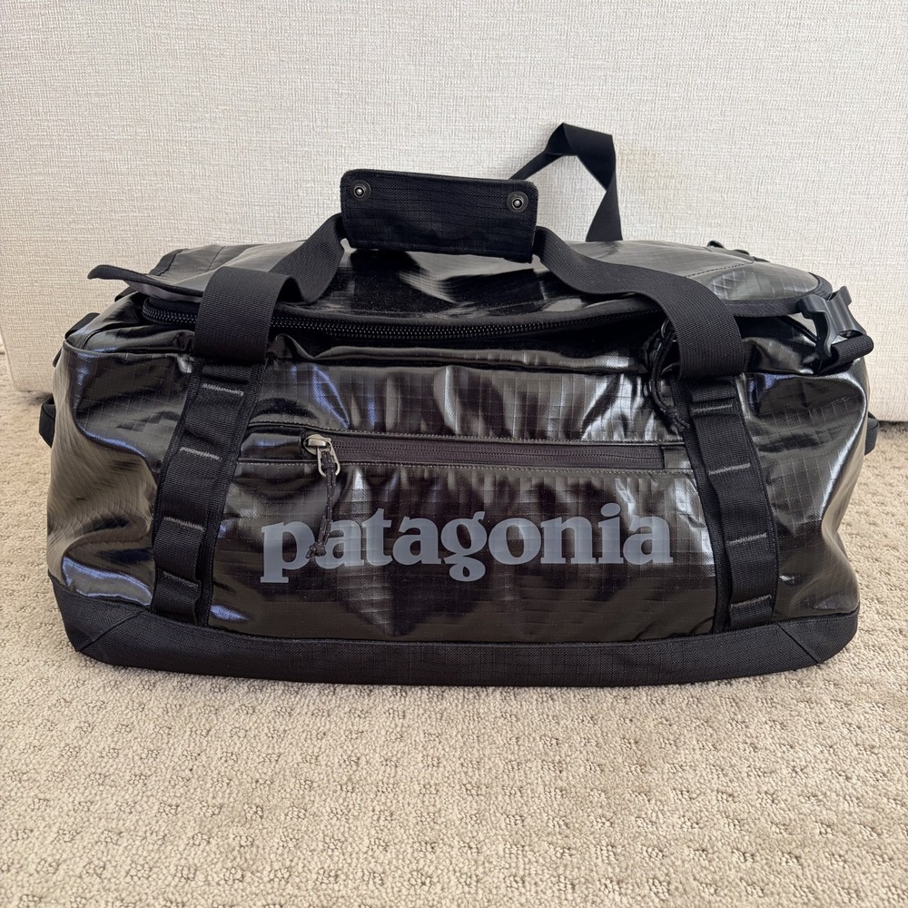 Patagonia Hole Duffle 40L Waterproof Travel Bag Black Ripstop Carry on